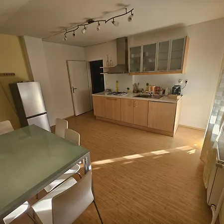 Appartement Sredi Ravnice Beltinci